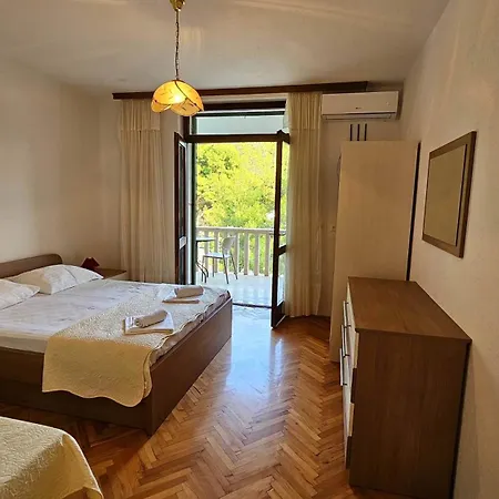 20 Apartment Brela