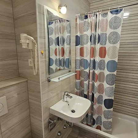 20 Apartament *