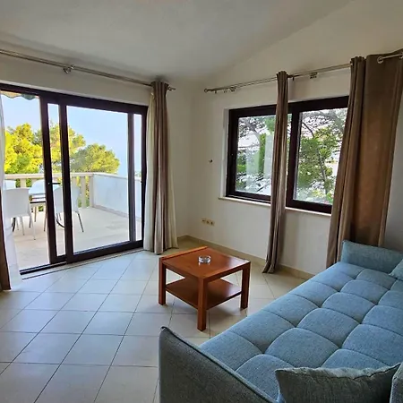 20 Apartment *